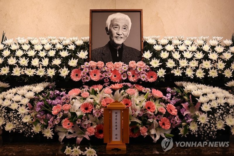"큰 별"...'오현경 별세에 연극계 추모 잇따라