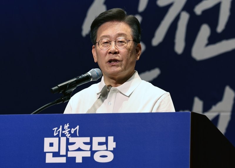 <b>이재명</b> "<b>연금개혁</b> 관련, 尹과 영수회담 가질 <b>용의</b> 있어"