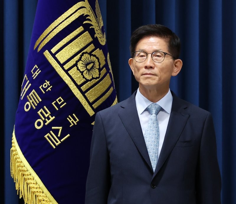 尹, 고용<b>장관</b> 후보자 <b>김문수 지명</b>..“노사정 삼위일체”