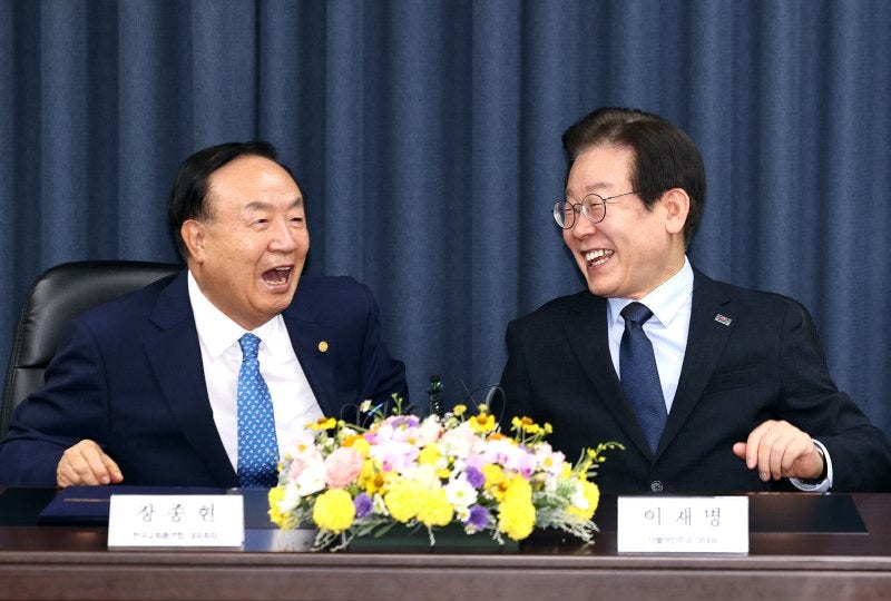 국회로 돌아온 '김건희 <b>특검법</b>'… 與, 재의결 '표 단속' 분주