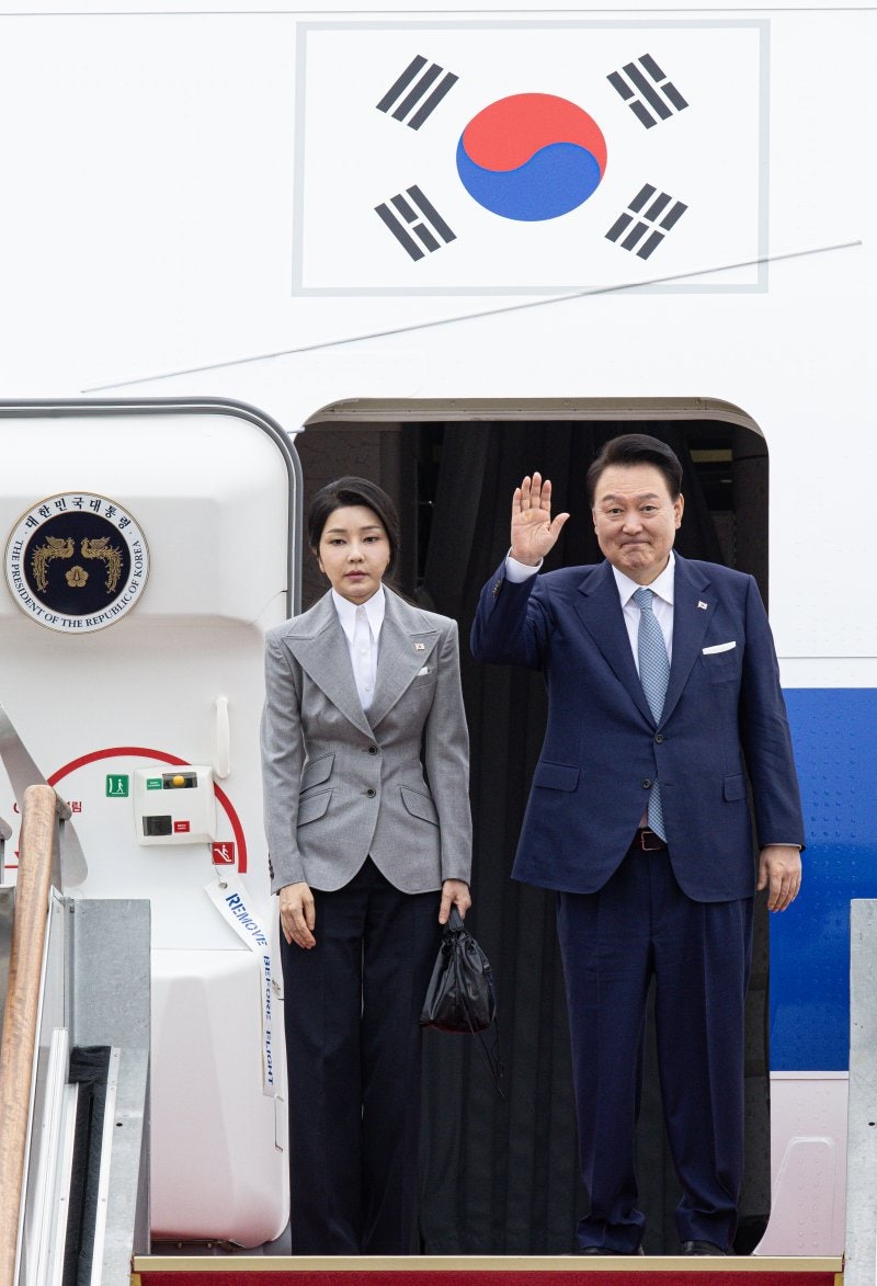 尹, <b>필리핀</b>·<b>싱가포르</b>·<b>라오스</b> 순방..日총리 첫 대면할 듯