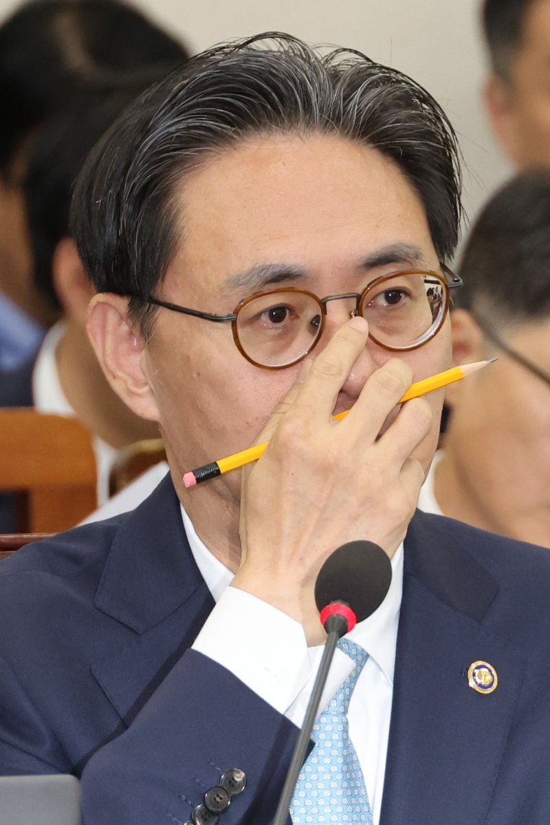 '대통령 관저 이전 의혹' 관련, <b>국세청장</b> "탈루 혐의 있으면 언제든 조...
