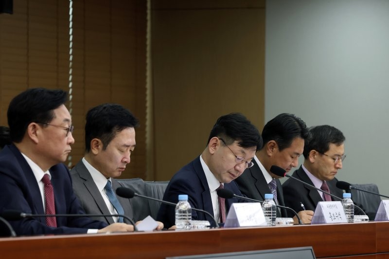 <b>이스라엘 이란</b> 공격에 용산-정부 일제히 점검회의 "영향 제한적"