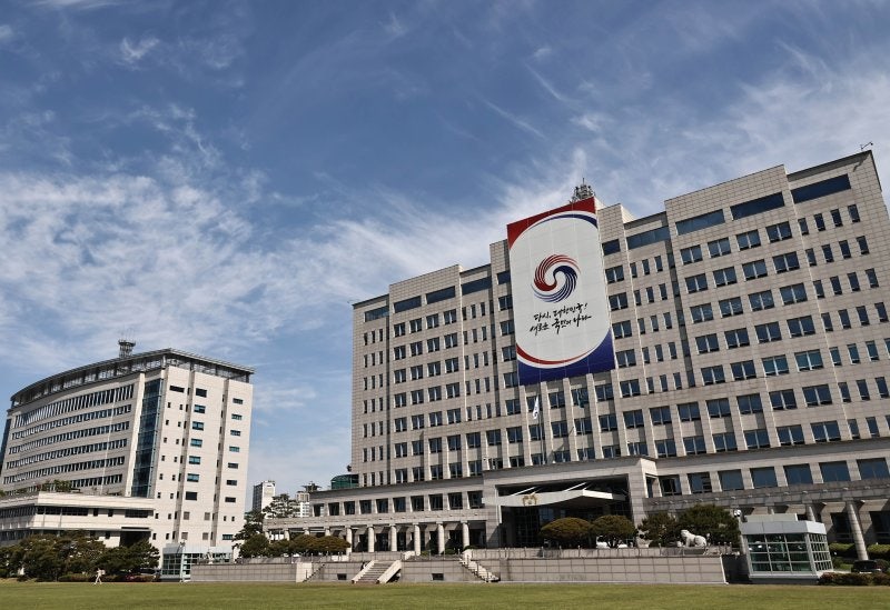 <b>대통령실</b> "<b>추경</b> 포함 재정의 적극적 역할 배제 안해"