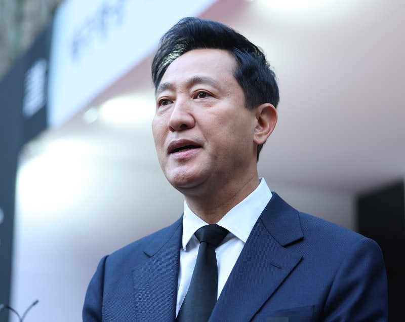 <b>탄핵</b>사유 '내란죄' 철회에 오세훈 "<b>이재명</b> 대통령되기 위한 <b>셈법</b>"