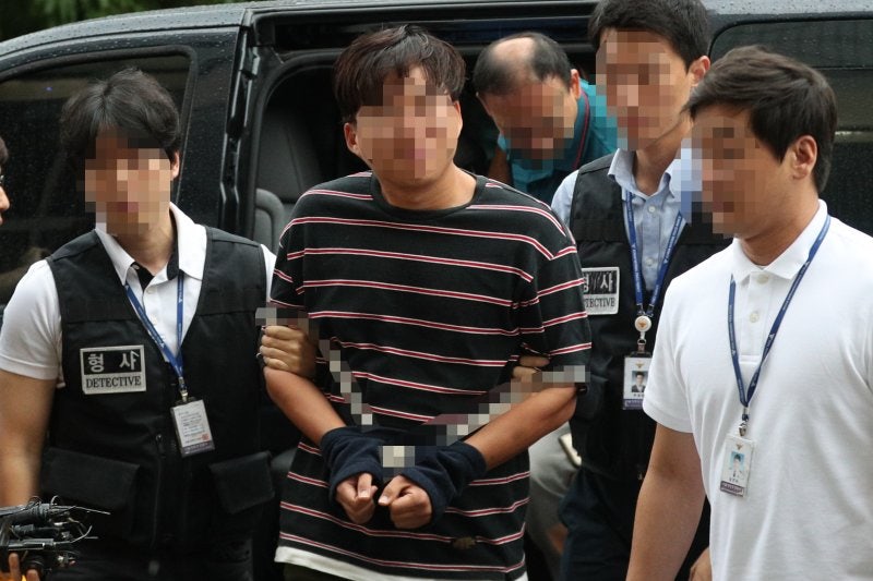 '<b>윤소하 협박 소포</b>' 보낸 대학생단체 간부 1심서 <b>무죄</b>