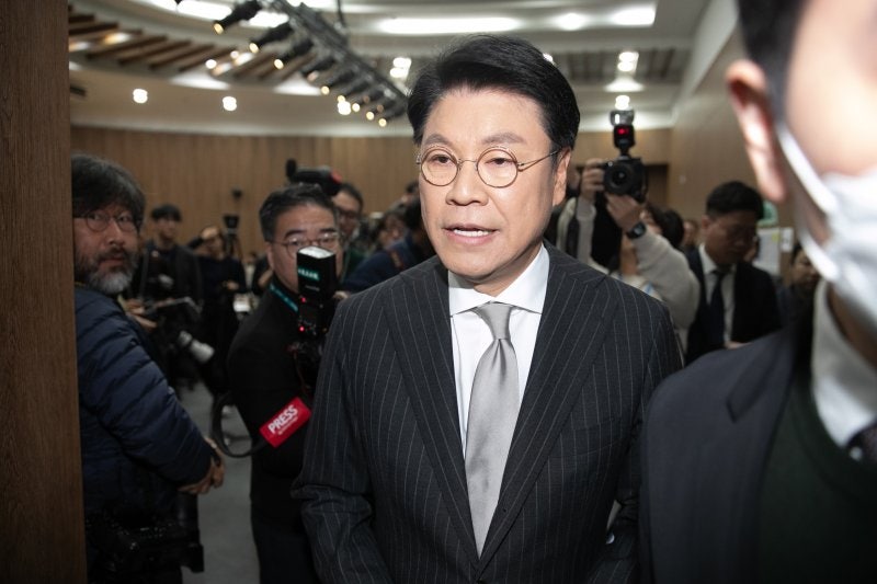 <b>장제원</b> 전 의원 '<b>성폭력 혐의</b>'로 경찰 <b>수사</b>…장 "전혀 사실 아냐"