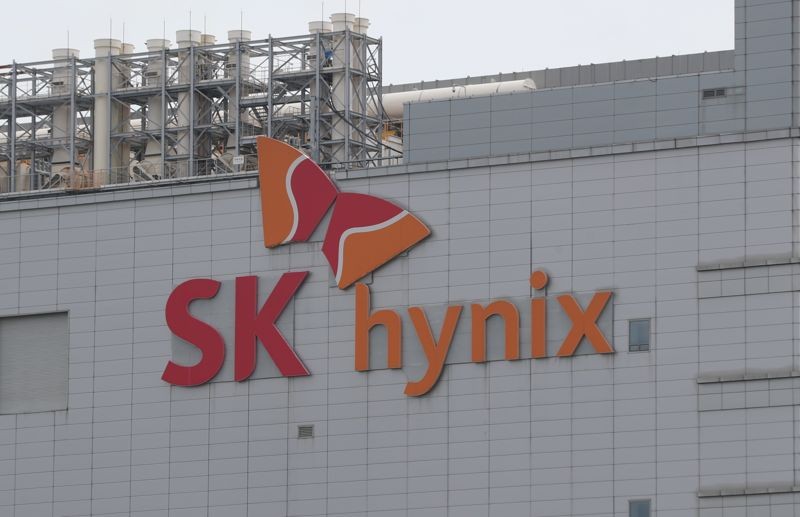SK하이닉스 TC본더 발주…한미vs한화 승자는