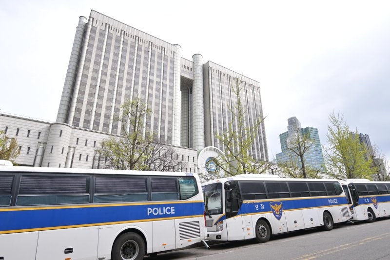 尹, 두 번째 <b>재판</b>도 <b>지하</b>로 <b>출입</b>할 듯…법원 "요청 시 허용"