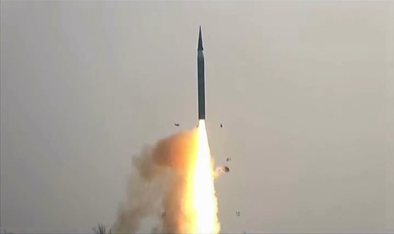 北<b>탄도미사일</b> 2달만에 <b>동해</b> <b>발사</b>..러 전승절 하루전 도발