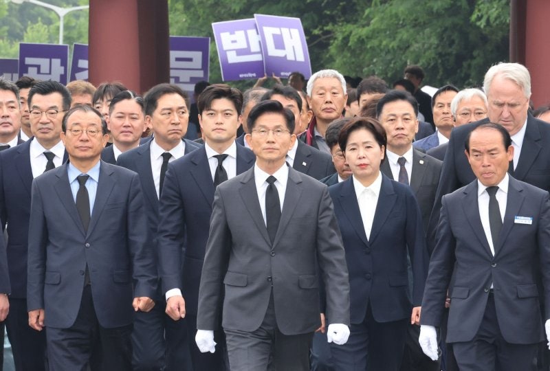 국힘, 호남·<b>제주</b> 공약 발표 "5·18 정신 헌법에 담겠다"