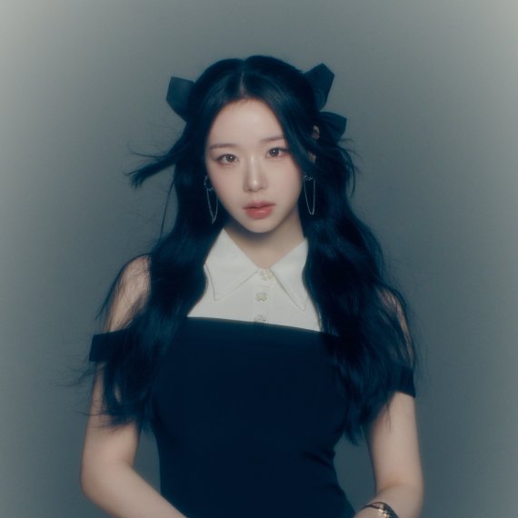 <b>트리플에스 김채연</b>, '新 <b>워터밤</b> 여신' 투표 1위 등극
