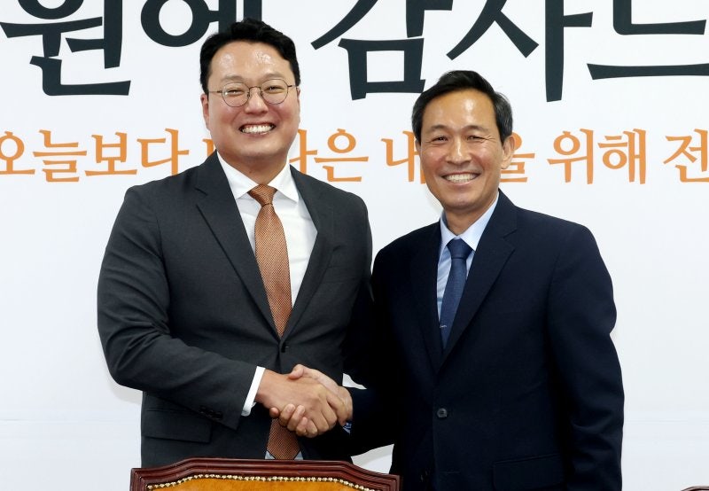 <b>천하람</b>, <b>우상호 접견</b>…"李정부, 팬덤정치 폐해 끊어달라" 요청