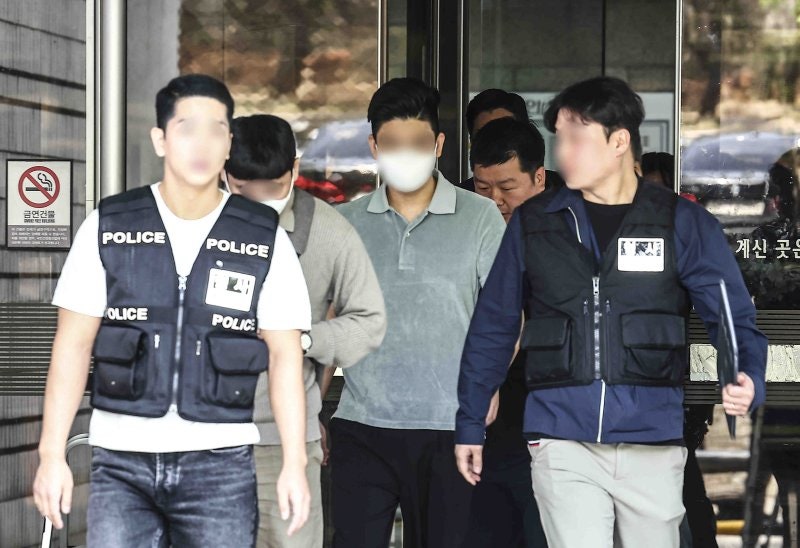'<b>마약</b>투약 <b>혐의</b>' <b>이철규 의원 아들</b> 부부, 첫 재판 14분 만에 종료