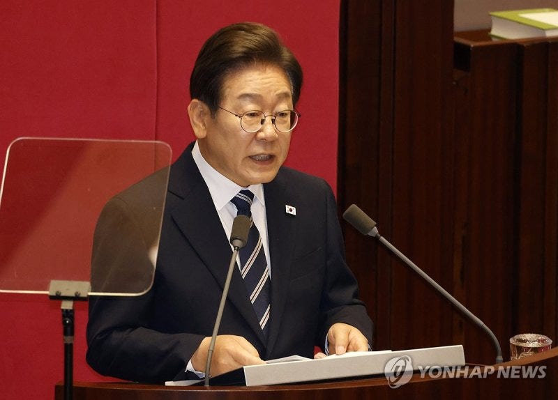 李대통령 "<b>부산 화재</b> 유가족께 깊은 <b>애도</b>…사고 원인 철저히 조사"