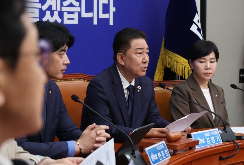 <b>김병기</b> "30.5조 규모 추경안 신속 처리할 것"