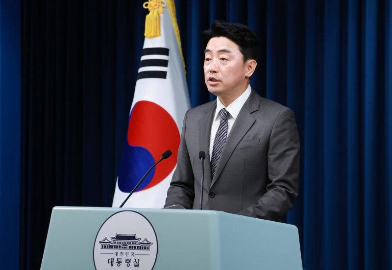 李대통령, 기재 구윤철·<b>법무</b> <b>정성호</b>·행안 <b>윤호중</b> 등 6개 부처 <b>장관</b> 지...