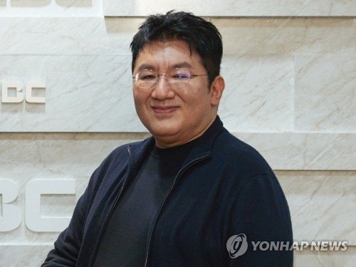 금융당국, '<b>사기적 부정거래</b>' <b>방시혁</b> 하이브 의장 검찰고발 방침