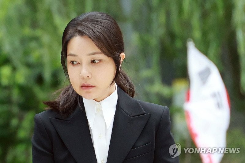 김건희, <b>기소</b> 전 마지막 소환조사에서도 묵묵부답...'집사' <b>김예성</b>도 기...