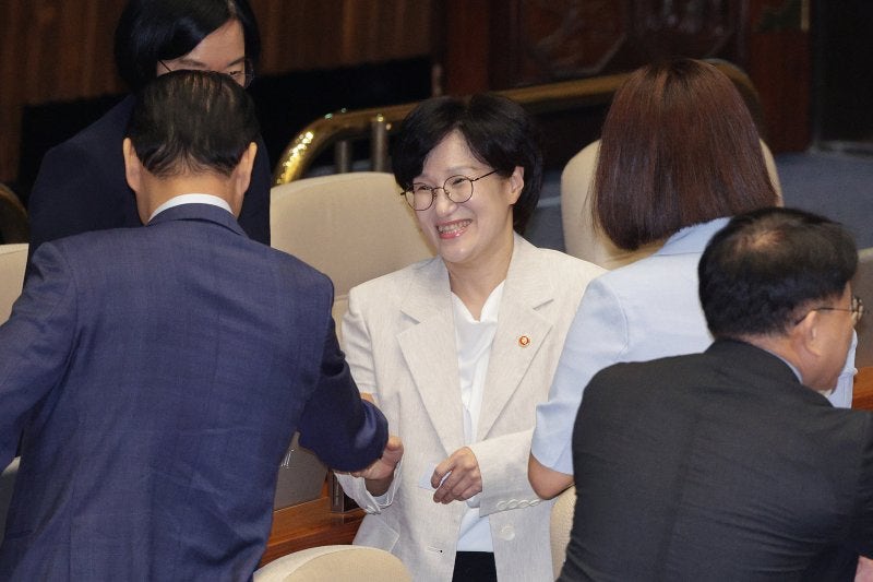 원민경 여가부 장관 “리더십 공백 끝..<b>성평등가족부 위상 강화</b>”