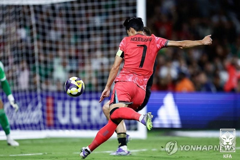 <b>비니시우스</b> 온다! 뉴캐슬 듀오까지, 브라질 '초호화 명단' 발표에 홍명...