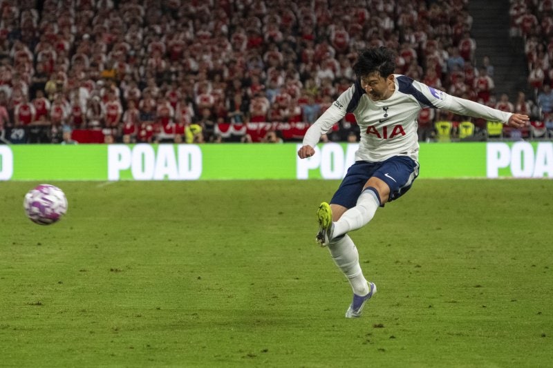 이정도면 당당한 월클 인정?... <b>손흥민</b>, <b>EPL</b> 역대 최고 골잡이 15인 후보...