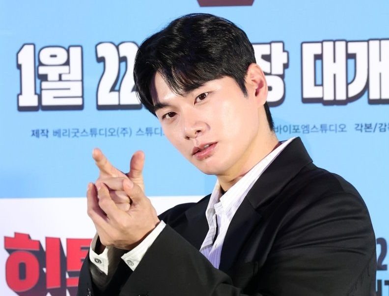 "돈 요구 딱 한 번 했다"..<b>이이경</b> '<b>사생활 루머</b>' 폭로자, 충격적 정체