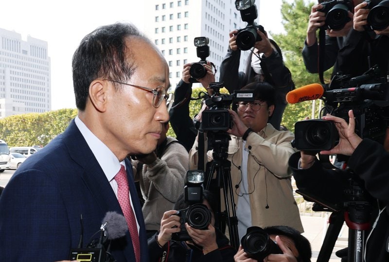 <b>내란 특검</b>팀 "<b>추경호</b>, <b>조사</b>에 거부권 행사 안 하고 있어"
