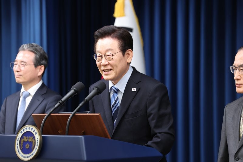 <b>한미 팩트시트</b> 두고 여야 <b>공방</b>..與 "국익<b>시트</b>" 野 "막대한 부담"