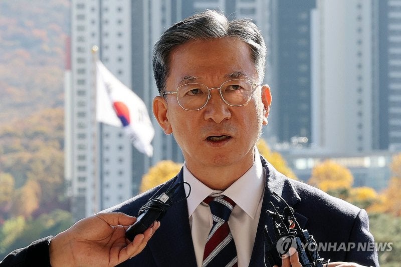 항소포기 반발한 <b>검사장</b> 평검사로 인사조치? '보직이동'이냐 '강등'이냐