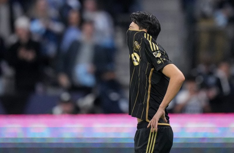 '아무도 몰랐다' <b>손흥민</b>의 근육 경련 투혼... 승부차기 실축 "내년에는...