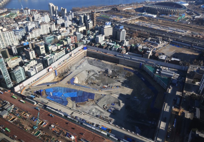 서울 강남구 삼성동 글로벌비즈니스콤플렉스(GBC) 부지 일대. 사진=연합뉴스