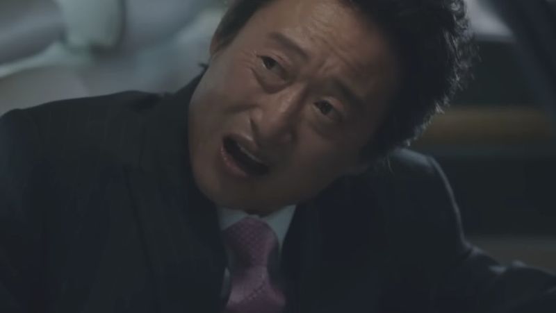 중년들에게 가장 무서운 연중행사가 '건강검진'이다.50대 사망 원인도 사고사가 아닌 병사,그것도 암이다.가장 확실한 노후 재테크는 '건강'이라는 말이 있다.당장 오늘부터라도 운동과 식단관리를 시작할 때다.사