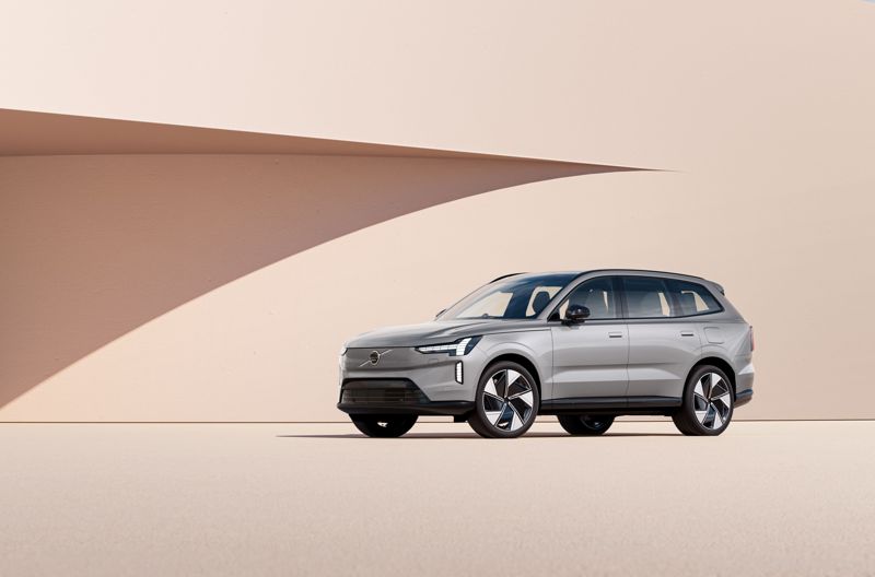 볼보자동차의 플래그십 전기 스포츠유틸리티차량(SUV),볼보 EX90.볼보자동차코리아 제공.