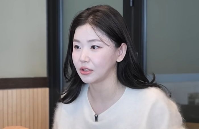 탈북 유튜버 한송이가 북한 불법 성형 시술에 대해 폭로했다. [사진출처 = 영상 캡처]