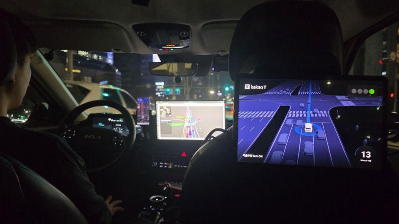카카오모빌리티 '서울자율차' 승객석에 장착된 시각화 장치(AVV).카카오모빌리티 제공