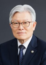 최동석 인사혁신처장