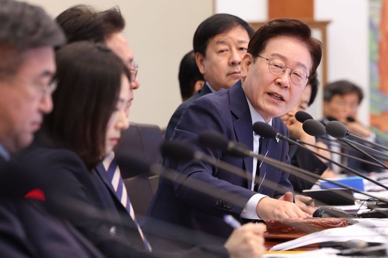 李대통령 "<b>예비군</b> 훈련 많은 문제…철저 진상 규명·책임 엄정하게"