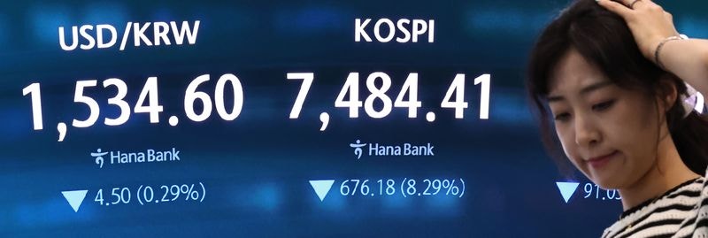삼전닉스 급등에도 투자경고 없었다…'시총 100위 예외' 논란