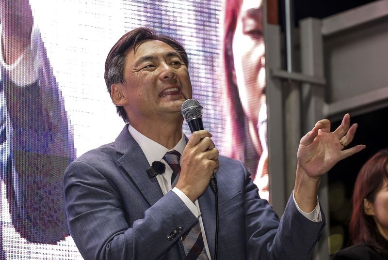 <b>모스탄</b> "<b>출국정지</b> 연장 풀어달라" 했지만 법원 '기각'