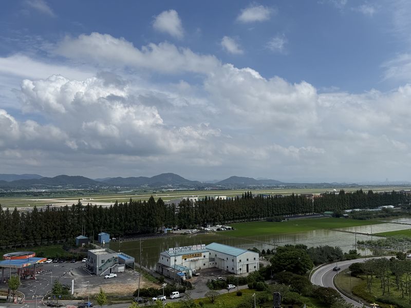 광주 군공항 활주로와 주변 부지. 뉴스1