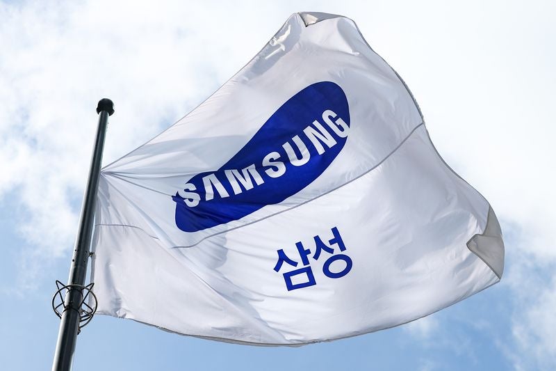 <b>삼성전자</b> 영업이익 99.7%는 반도체가 냈다...가전·휴대폰 등 DX는 <b>첫</b> 적...