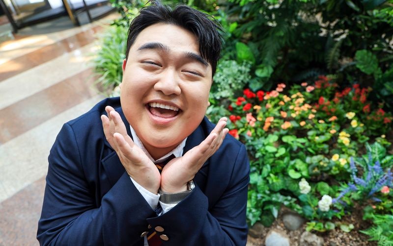 <b>장애학생</b> 속옷까지 <b>손빨래</b>한 '공익 선생님'…알고 보니 개그맨 <b>김규원</b> ...
