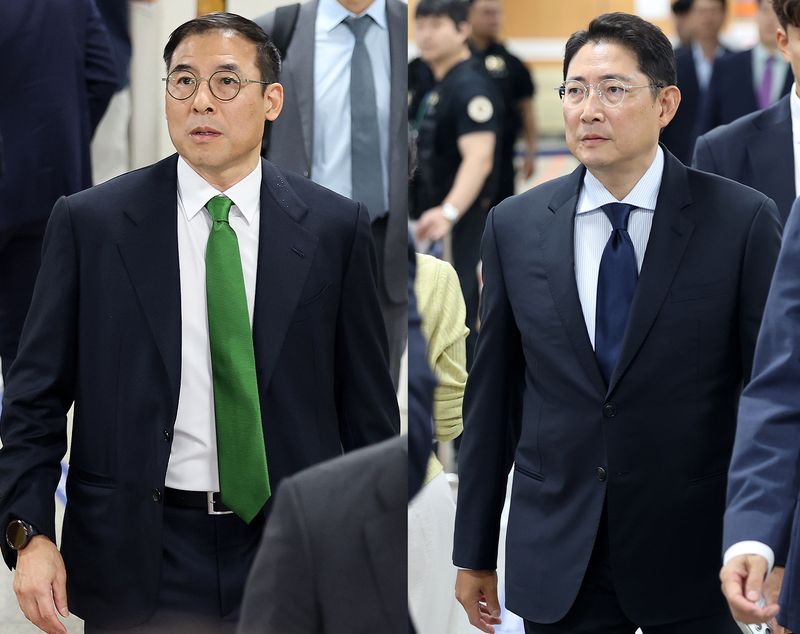 조현문(왼쪽) 전 효성 부사장 '강요미수' 혐의와 관련 공판이 열린 21일 서울 서초구 서울중앙지방법원에서 조현준(오른쪽) 효성그룹 회장이 공판에 증인 출석하고 있다.뉴시스