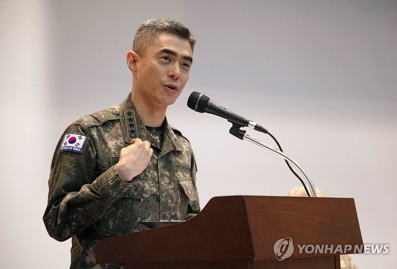 [<b>프로필</b>] <b>강신철</b> 국방장관 후보자…진보·보수정부서 중용된 '육사'출신...