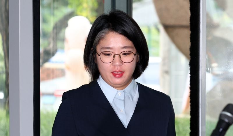 "공무도 아닌데 부모까지 귀빈실?"...서민위, <b>용혜인</b> 후보자 <b>직권남용</b> ...