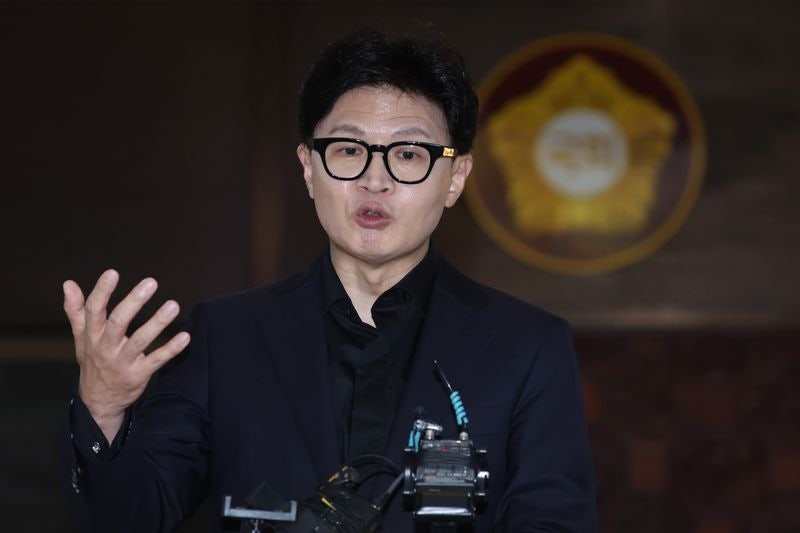 <b>한동훈</b>, 김민석 겨냥 "짖어놓고 물 용기 없으니 <b>경찰</b> 동원"