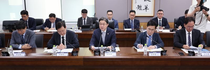 [사설] AI 해킹에 맥없이 뚫린 금융, 고객은 불안하다