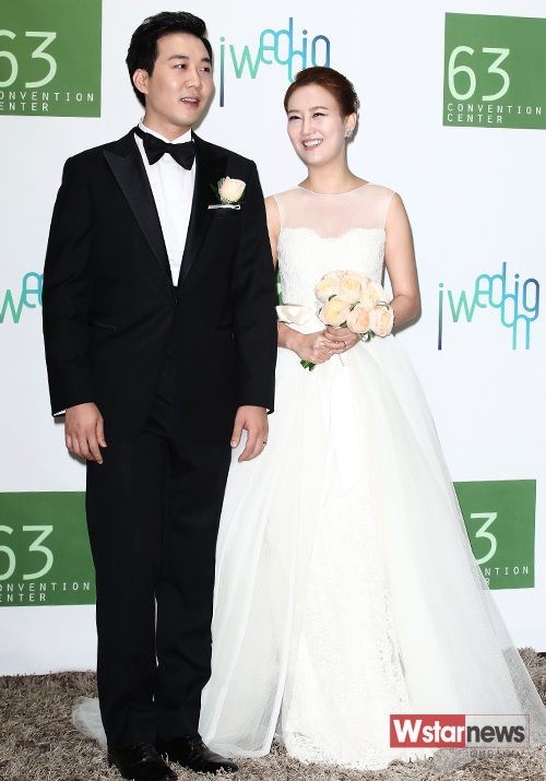 <b>도경완 심경 고백</b>, 장윤정 가족사 논란에 “조용히 지나가길”