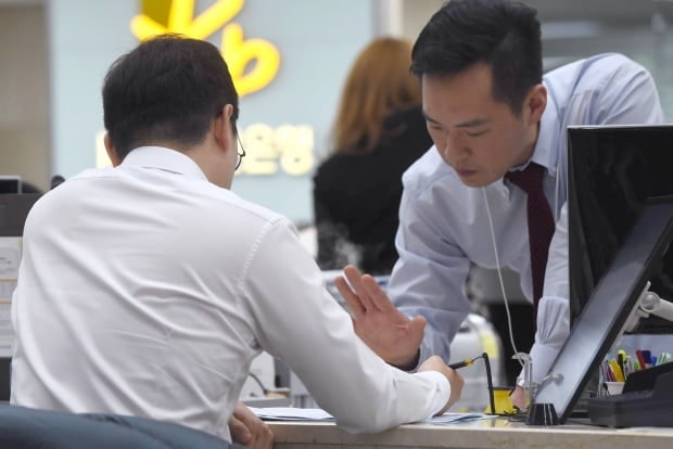 [아듀 2019]'DLF·오픈<b>뱅킹</b>·제3<b>인터넷뱅킹</b>'…올해를 달군 금융 키워드